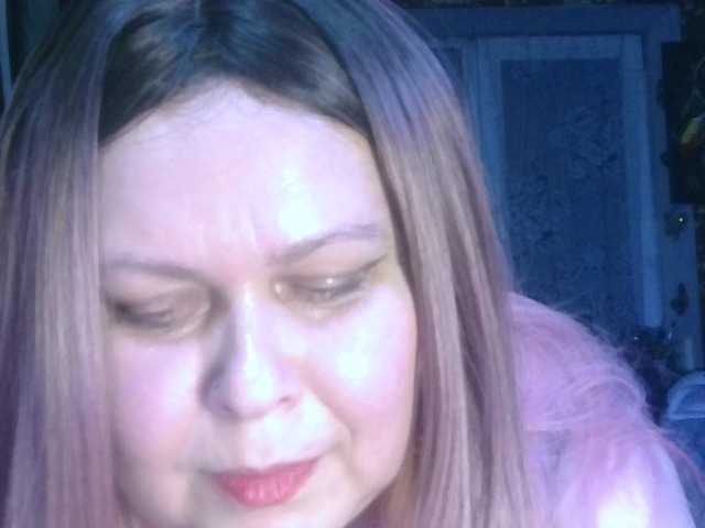 CharleeKendall's BongaCams show and profile