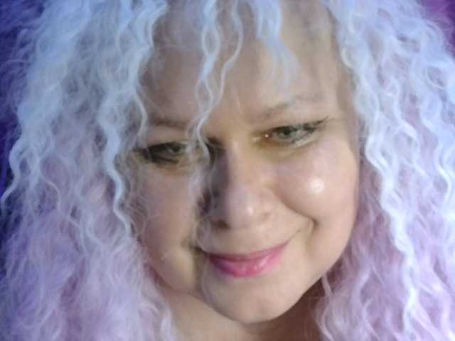 CharleeKendall live cam on BongaCams