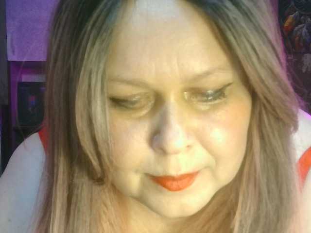 CharleeKendall live cam on BongaCams