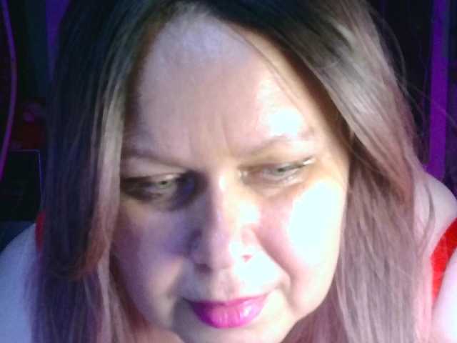 CharleeKendall live cam on BongaCams
