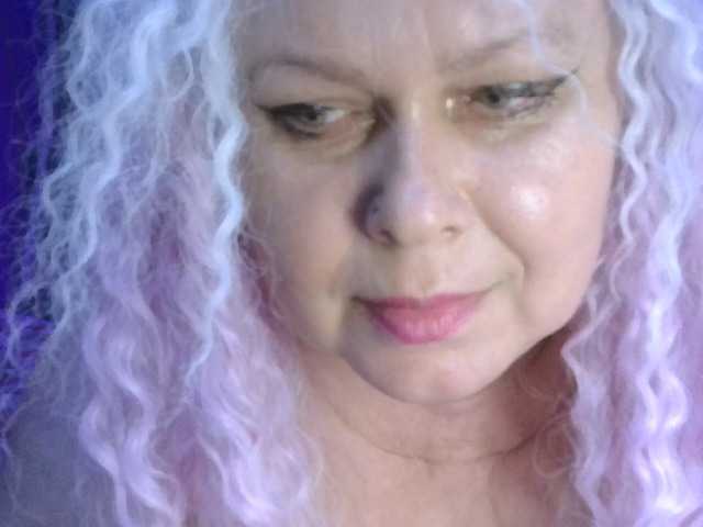 CharleeKendall live cam on BongaCams
