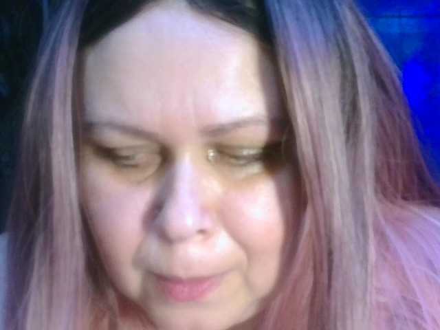 CharleeKendall's BongaCams show and profile