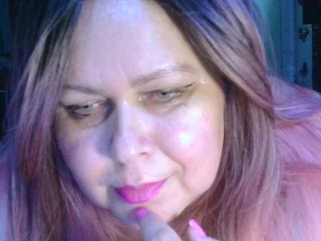 CharleeKendall live cam on BongaCams