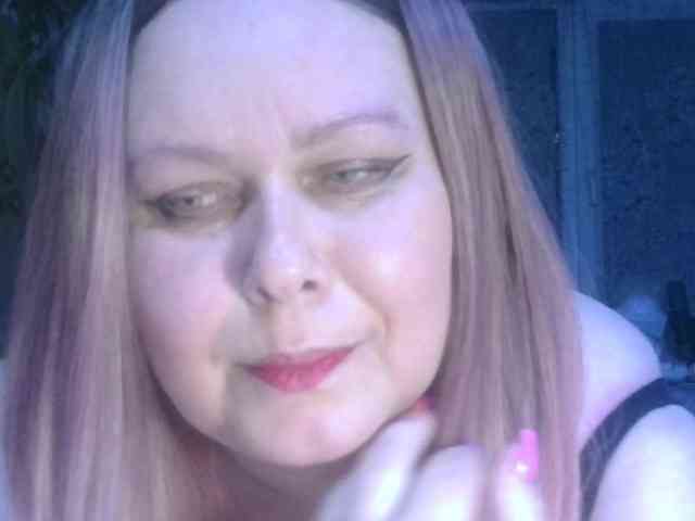 CharleeKendall webcam