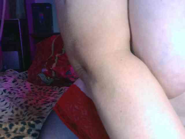CharleeKendall webcam