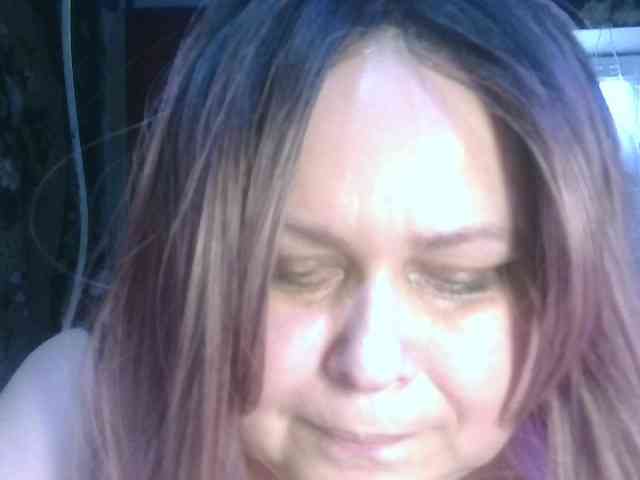 CharleeKendall webcam