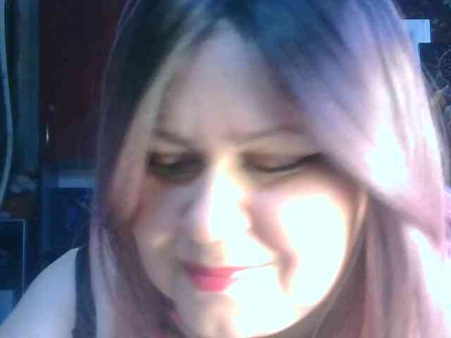 CharleeKendall webcam