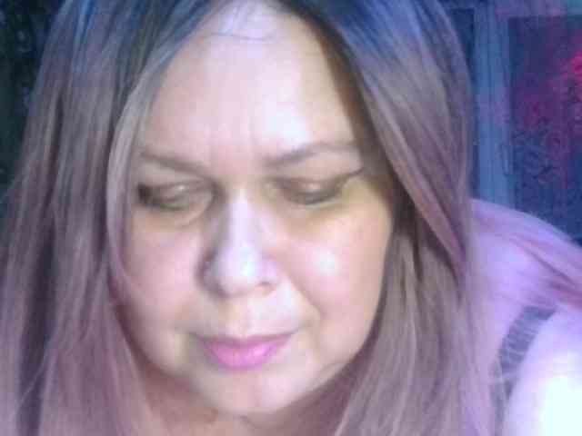 CharleeKendall webcam