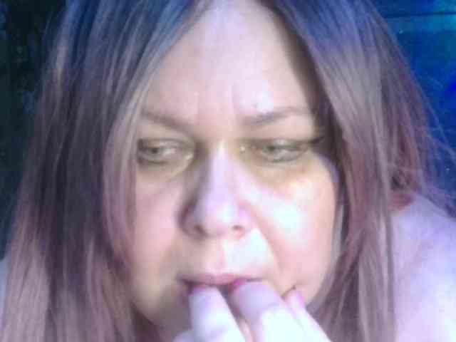 CharleeKendall webcam