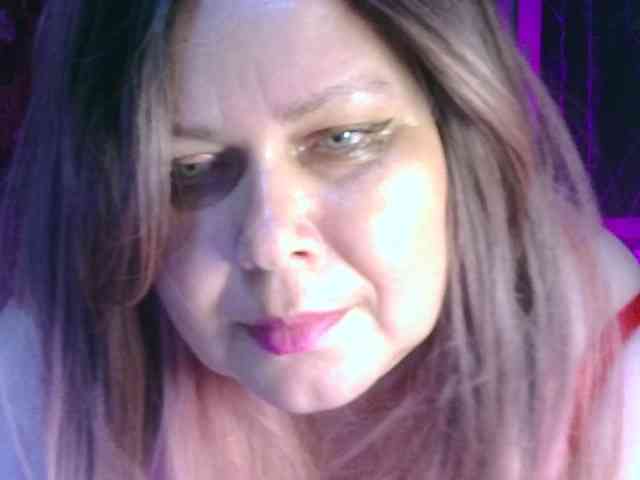 CharleeKendall webcam