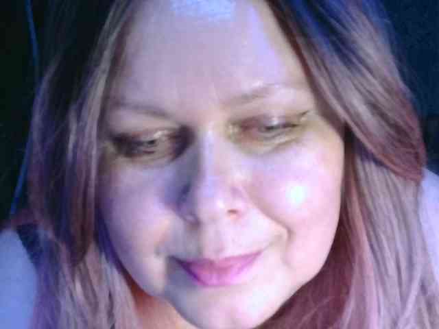 CharleeKendall Live Webcam on BongaCams