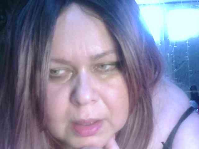 CharleeKendall webcam