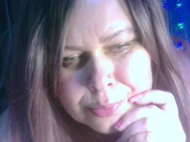 CharleeKendall webcam