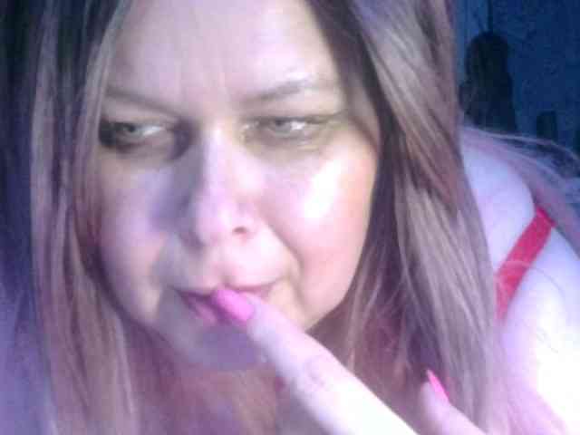 CharleeKendall webcam