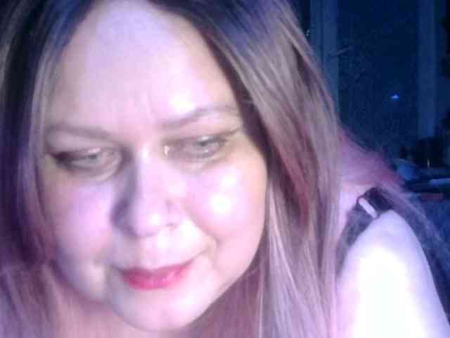 CharleeKendall webcam