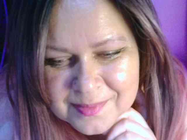 CharleeKendall webcam