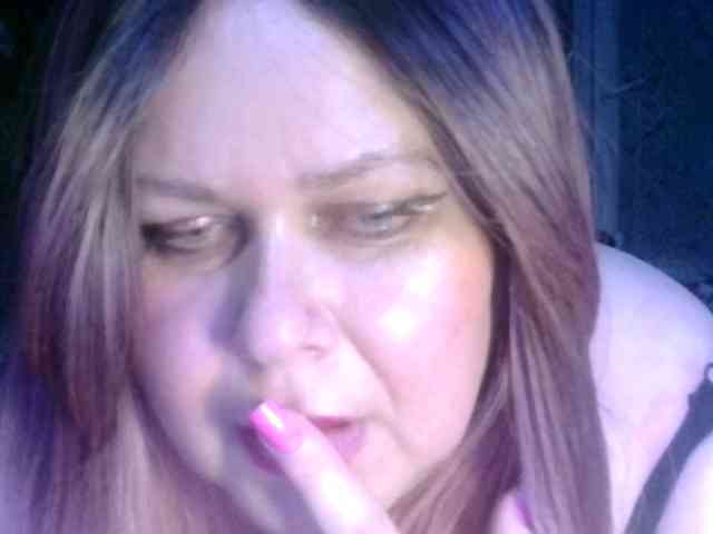 CharleeKendall webcam
