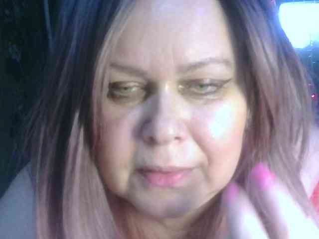 CharleeKendall webcam