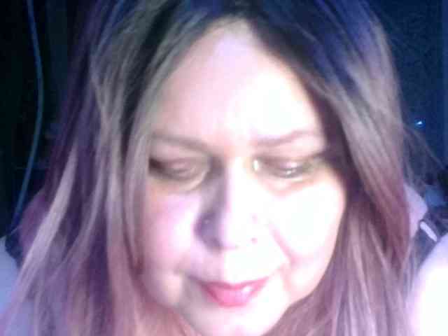 CharleeKendall webcam