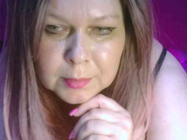 CharleeKendall webcam