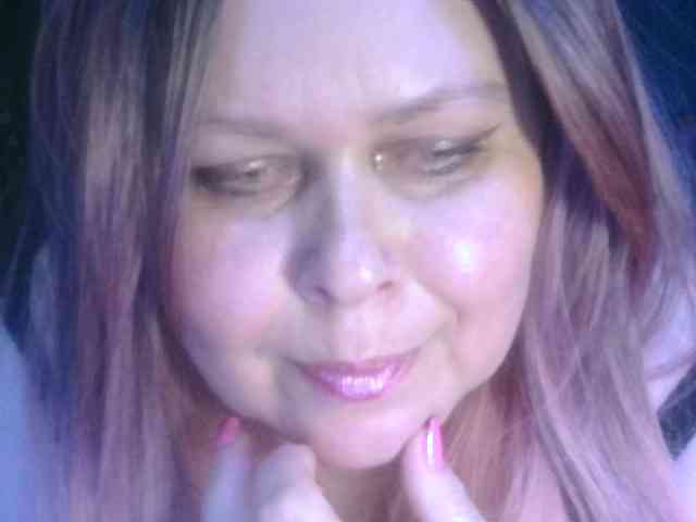 CharleeKendall Live Webcam on BongaCams