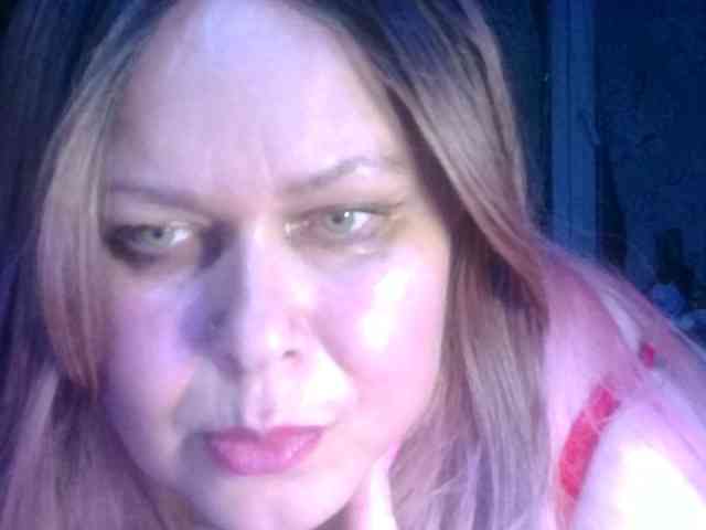 CharleeKendall webcam