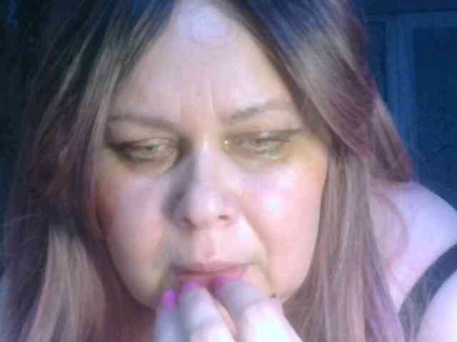 CharleeKendall webcam