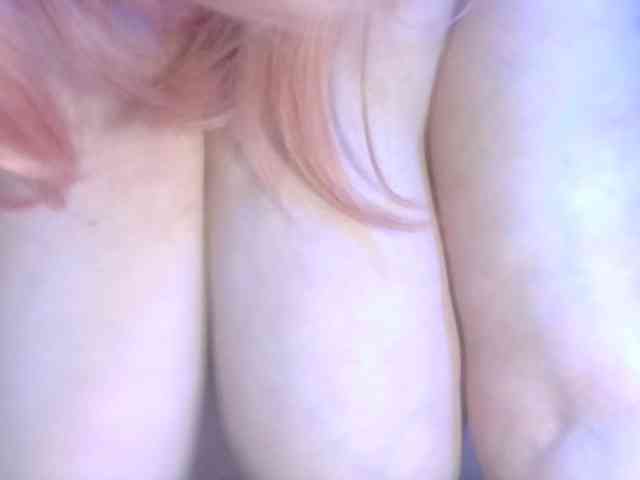 CharleeKendall webcam