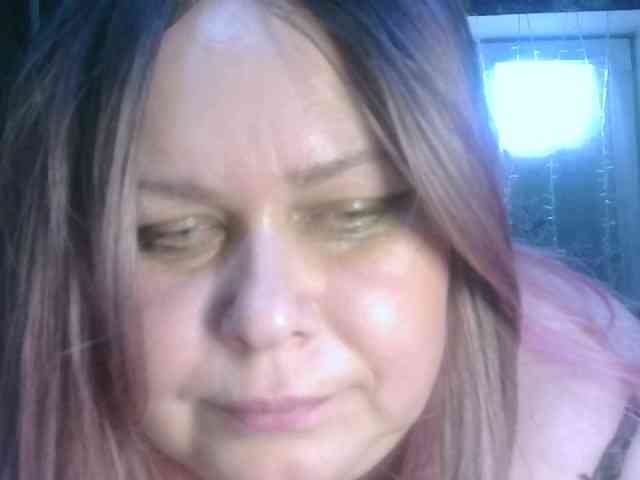 CharleeKendall webcam