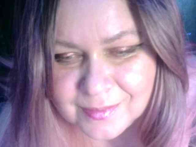 CharleeKendall webcam
