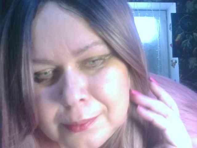 CharleeKendall webcam