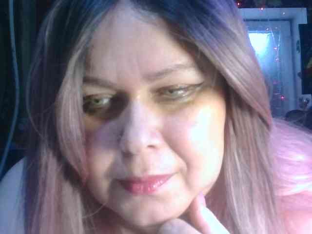 CharleeKendall webcam