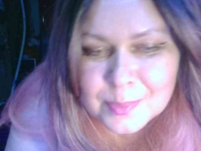 CharleeKendall webcam