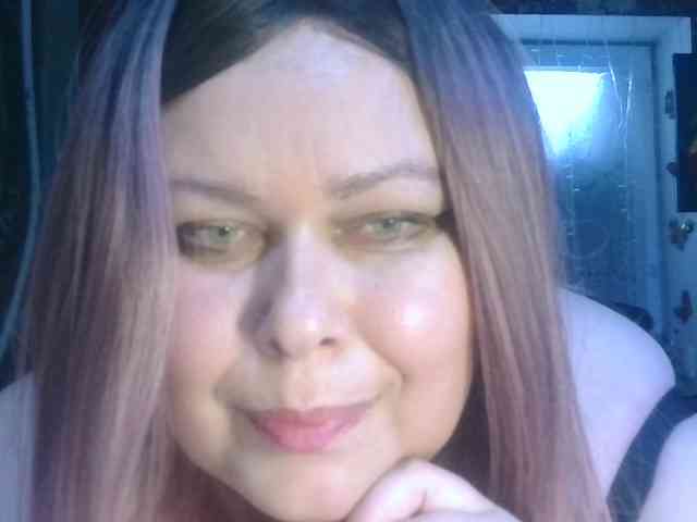 CharleeKendall webcam