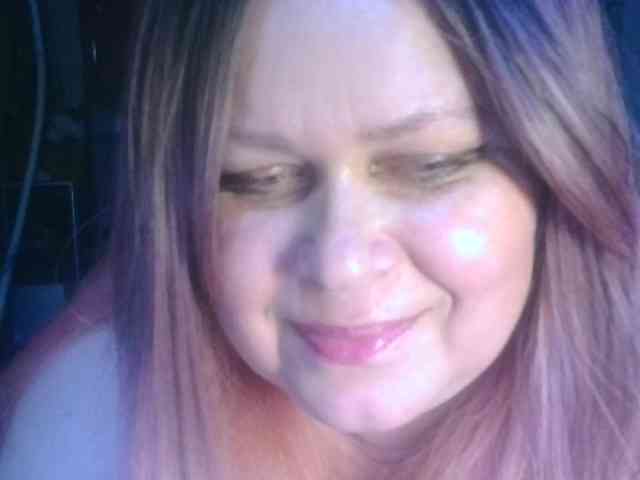 CharleeKendall Live Webcam on BongaCams