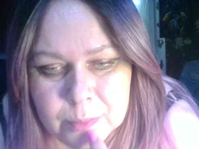 CharleeKendall webcam