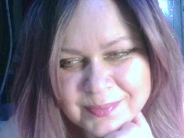 CharleeKendall webcam