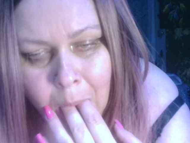 CharleeKendall webcam