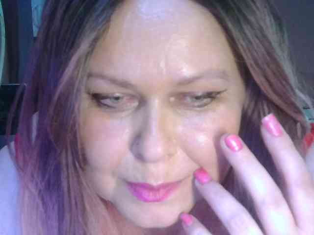 CharleeKendall webcam