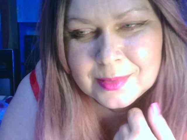 CharleeKendall webcam