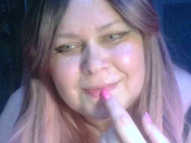 CharleeKendall webcam