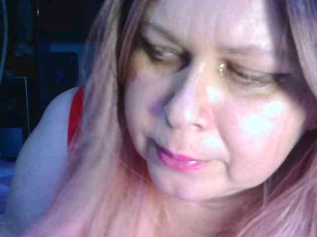 CharleeKendall webcam