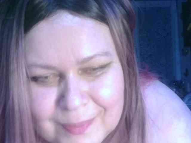 CharleeKendall webcam