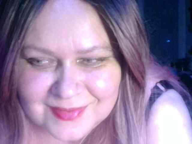 CharleeKendall webcam
