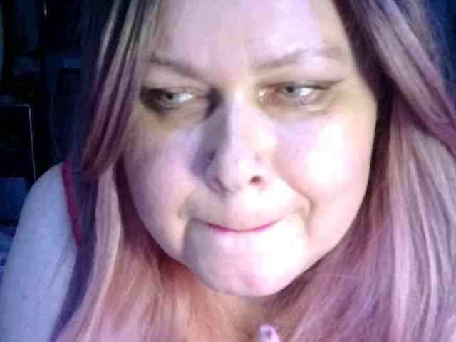 CharleeKendall webcam