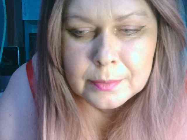 CharleeKendall webcam
