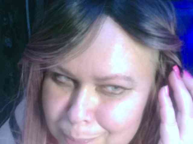 CharleeKendall webcam