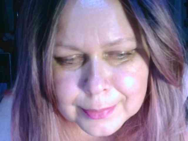 CharleeKendall webcam