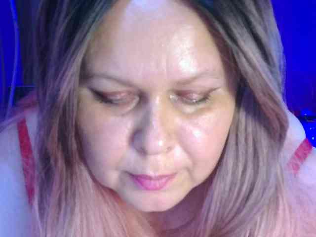 CharleeKendall webcam