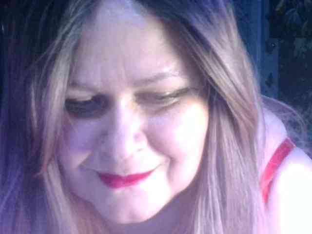 CharleeKendall webcam
